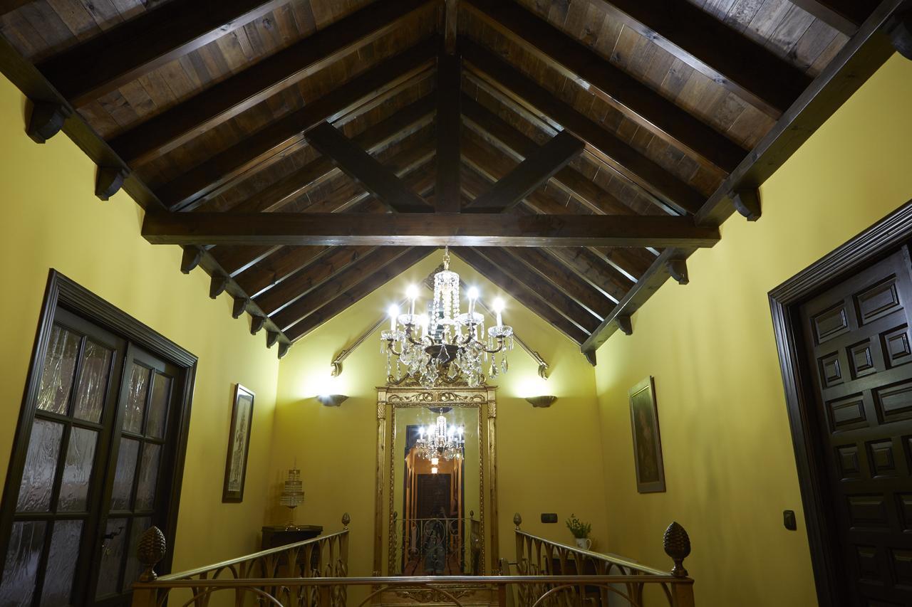Casa Rural La Casa De Las Manuelas Horcajo de las Torres Екстериор снимка